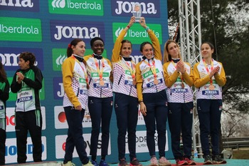 Cuatro toledanos se suben al podio en el Nacional de Cross