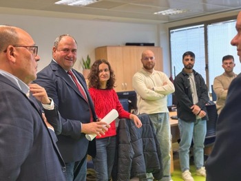 Lizán visita el Parque Científico y Tecnológico de la región